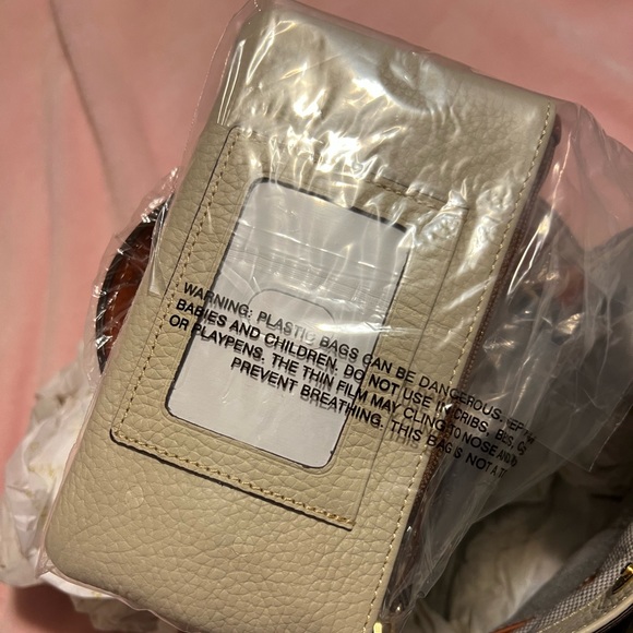 NWT Dooney & Bourke Brenna (Pebble Grain) - Bone - Picture 7 of 7